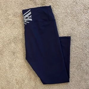 Women’s - Fabletics XL - Boost 7/8 Leggings - Deep Navy